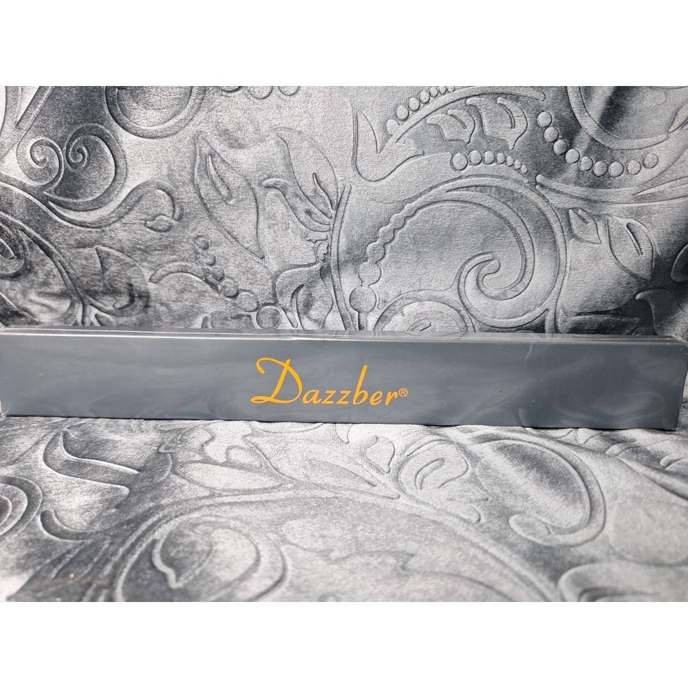 Dazzber  Dog Collar New In Box